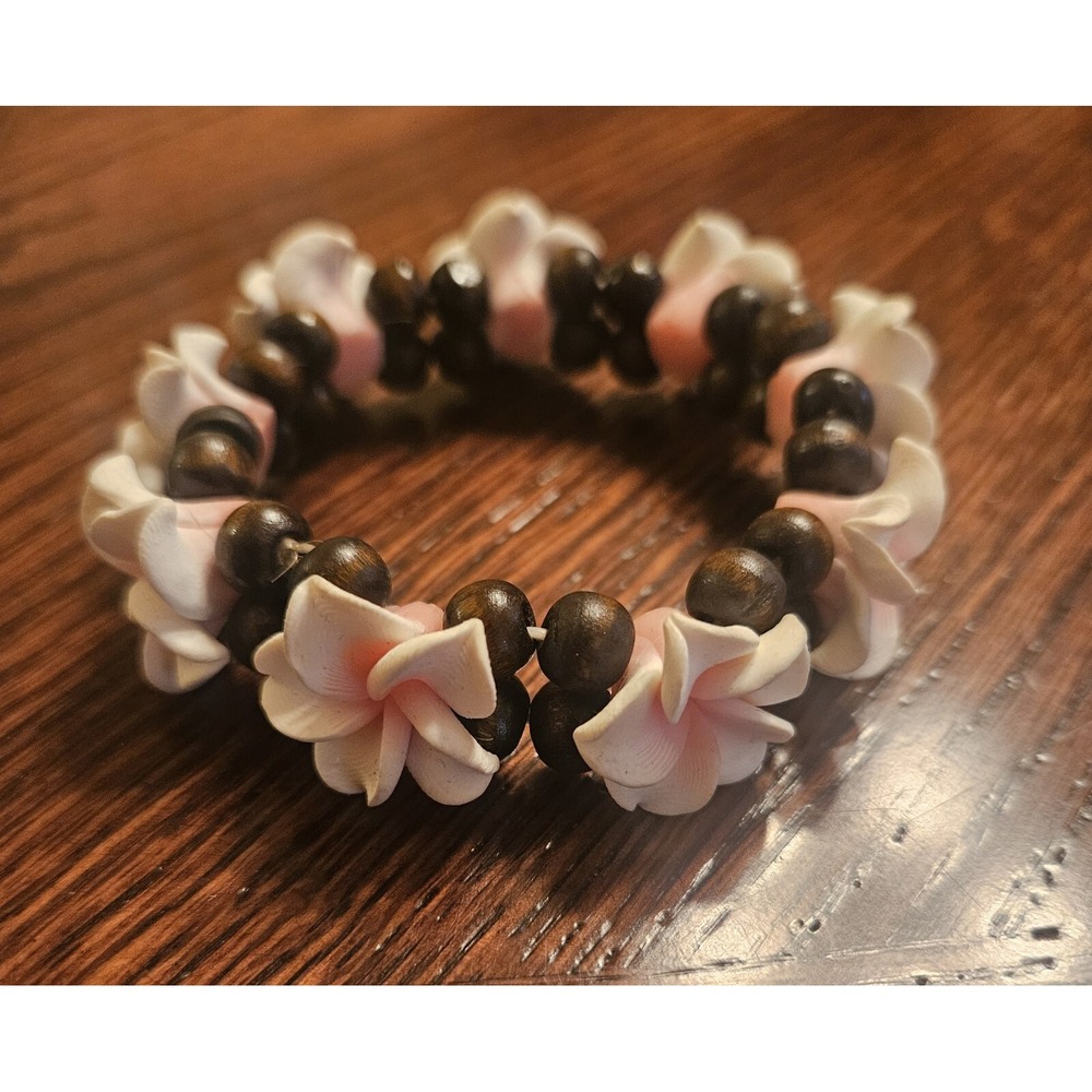 Hawaiian Plumeria Bracelet